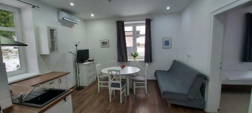 Ubytov�n� V Soukrom� - Apartm�n Meran