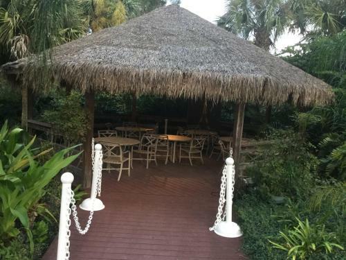 Beautiful 3 Bedroom Apartment Minutes From Disney!