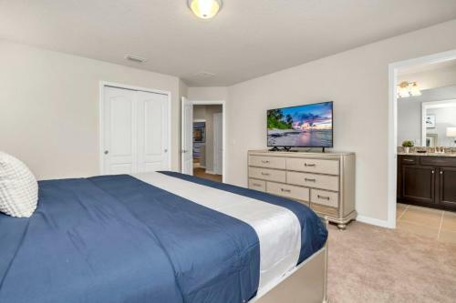 Windsor At Westside Mallory Disney Home