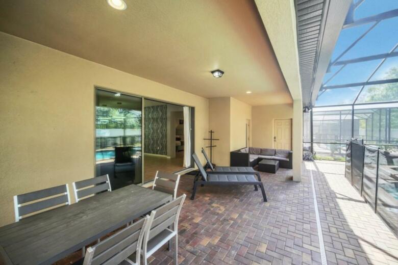 Sweet Orlando Cottage