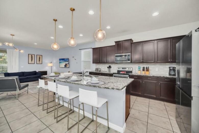 Sweet Orlando Cottage