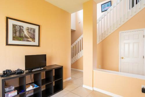87285 7 Bedroom Pool Home,cumbrian Lakes Kissimmee