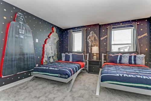 Superior 9 Bed Games Room, Pool Spa Themed Rooms! Home