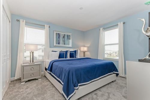 Superior 9 Bed Games Room, Pool Spa Themed Rooms! Home
