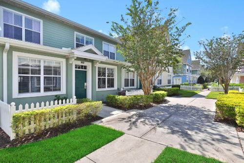 Magical Retreat At Venetian Bay
