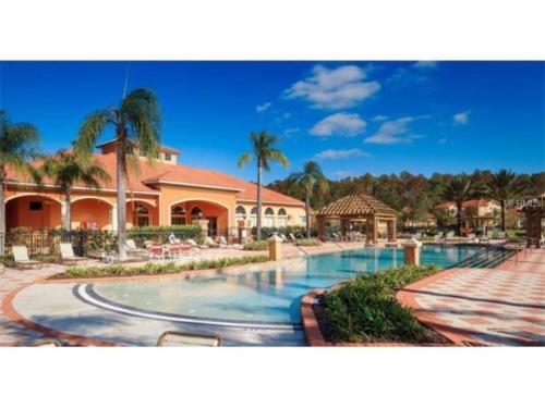 Bella Vida Resort Luxury Pool Home Game Room View!