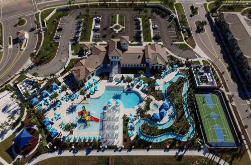 Stay Right Next To Mickey