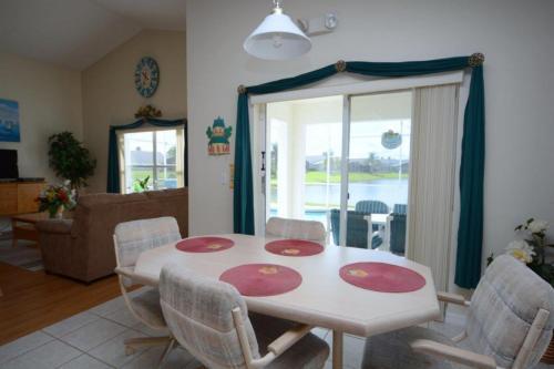 85961 3 Bedroom Pool Home, Eagle Pointe Kissimmee