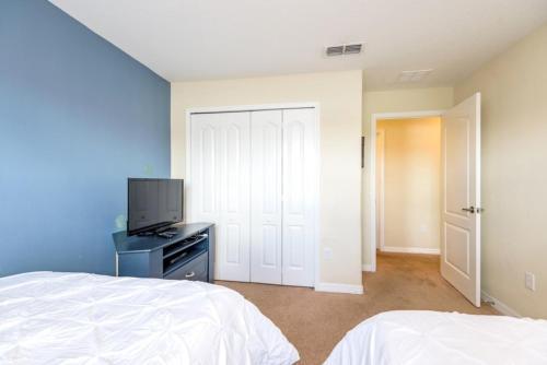 Sun Kissed 4 Bdm Townhome With Pool Townhouse