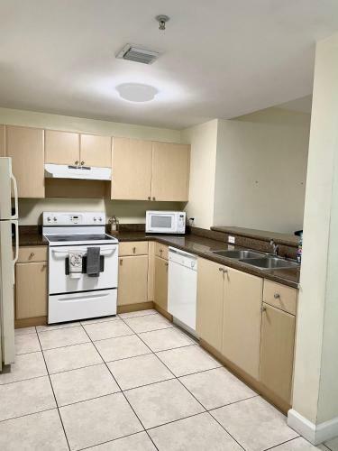 Apartamento 3 Bedrooms In Miami With Parking