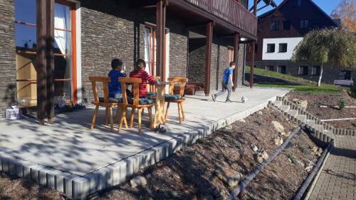 Prvn� Apartm�n V�tkovice