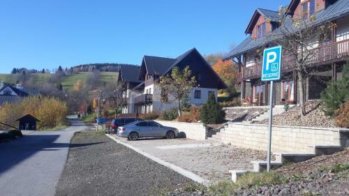 Prvn� Apartm�n V�tkovice