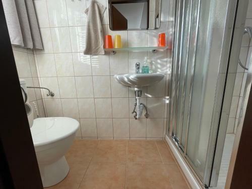 Hostal Pension Hones