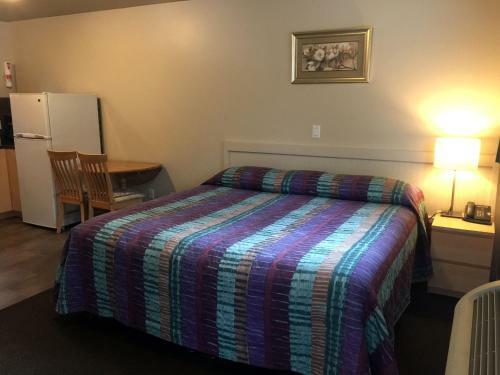 The Hitching Post Motel