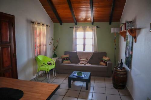 Casas Tipicas Candelaria Tabua