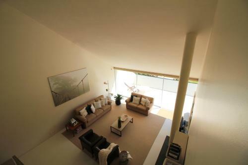 Slope Design Villa - Luxurious Architecture Villa