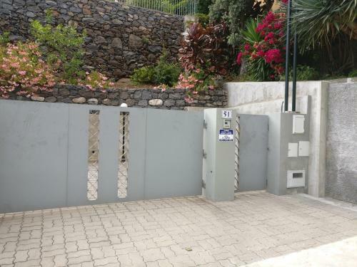Pink House - Tabua (ribeira Brava)
