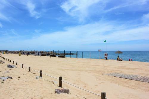 Apart Rei T2 - 200m From The Beach - Free Parking