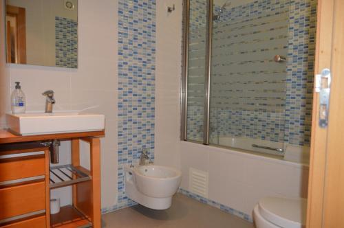 Apartamento Frente Ao Mar Com Piscina De �gua Salgada