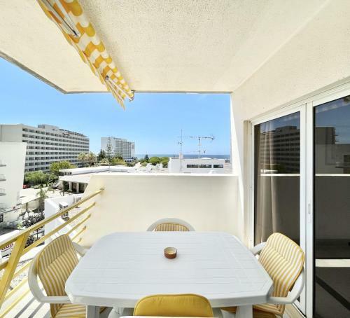 Apartamento Alcharb - Pool & City Center - Vilamoura