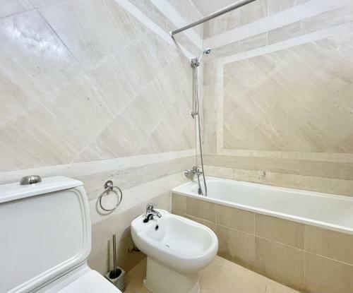 Apartamento Alcharb - Pool & City Center - Vilamoura