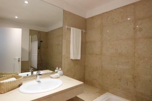 Residences Golf Club Apartment