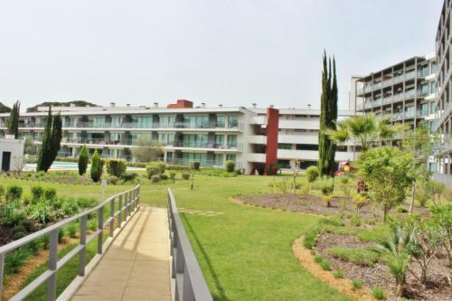 Residences Golf Club Apartment