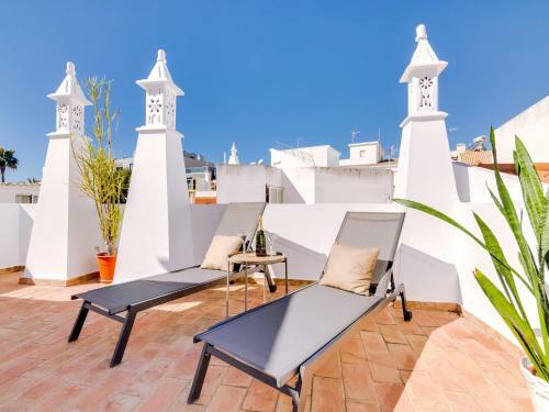 Villa Al - Vivenda Caravela