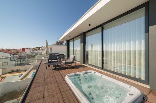 Casas Da Baia - Luxury Villa With Jacuzzi - Sch 052