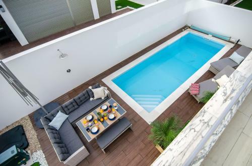 Villa Scandinavia - Private Heated Pool By Silver Prop