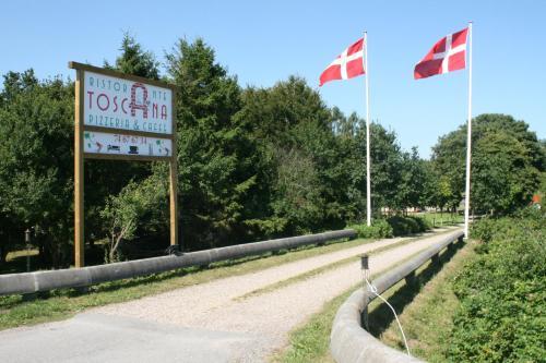 Hostal Toscana Restaurant And Bed & Breakfast