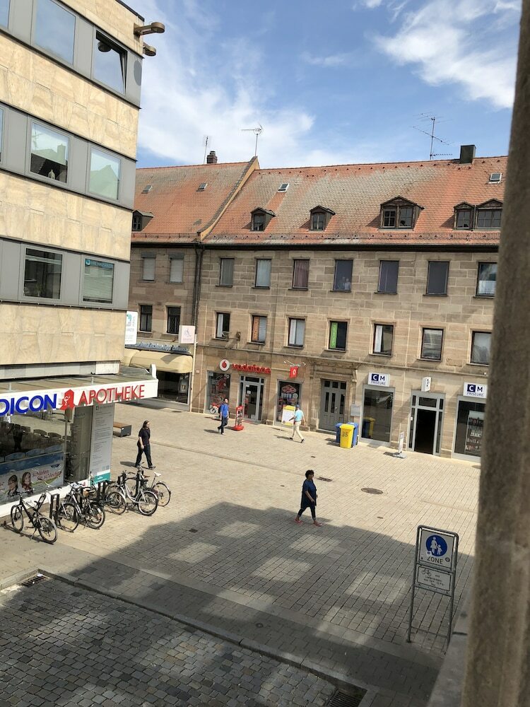 Downtown City - Privaterooms