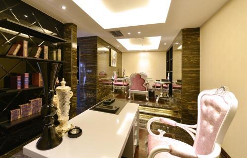 Xiamen Discovery Hotel