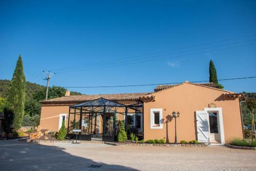 Bed & Breakfast Chateau De Sainte Croix