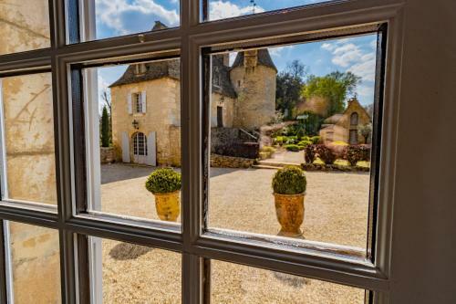 Villa Avec Piscine Sur Le Domaine D'un Ch�teau
