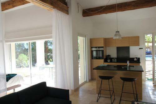 Le Fournil En Provence