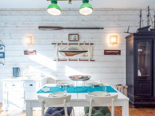 Holiday Home Villa Kermario