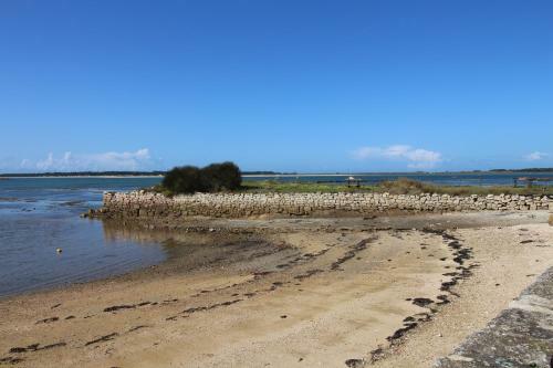 Apartamentos Tribord La Maison De L'�ne