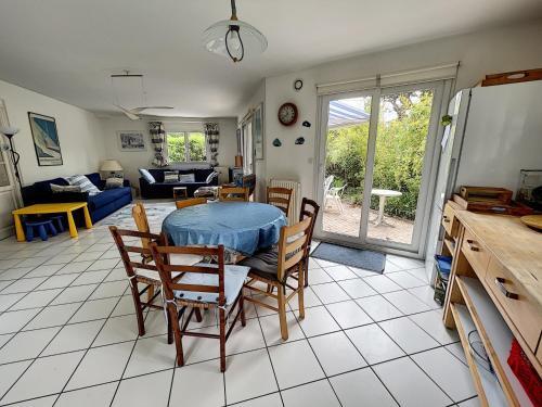 Maison Carnac, 4 Pi�ces, 7 Personnes - Fr-1-533-26
