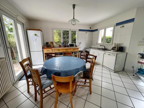 Maison Carnac, 4 Pi�ces, 7 Personnes - Fr-1-533-26