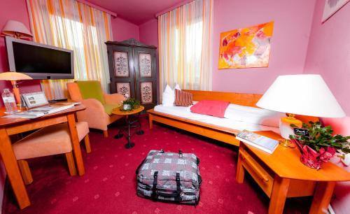 Hostal Landgasthof Zur Linde Laaben