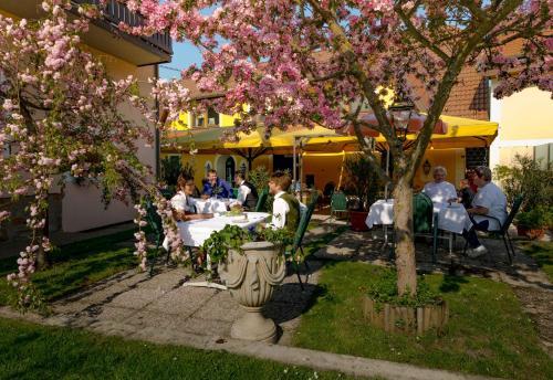 Hostal Landgasthof Zur Linde Laaben