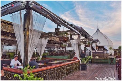 Le Grand Palais Boutique Hotel