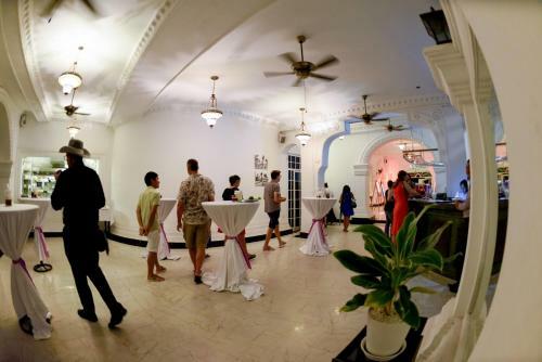 Le Grand Palais Boutique Hotel