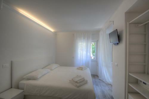Hostal Rione San Carlo