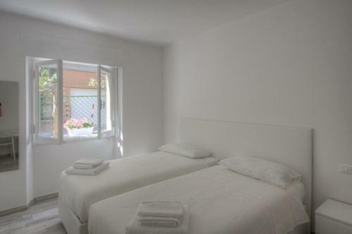 Hostal Rione San Carlo