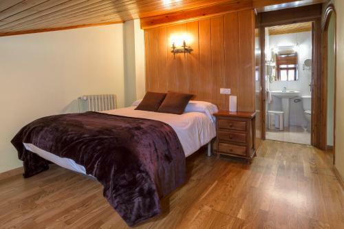 Hotel Farr� D'avall