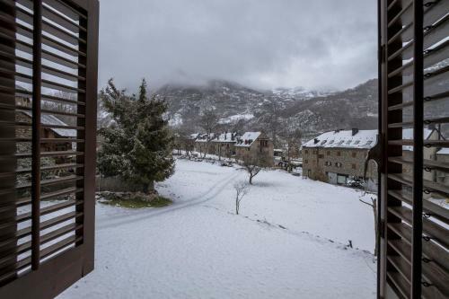 Hotel Farr� D'avall
