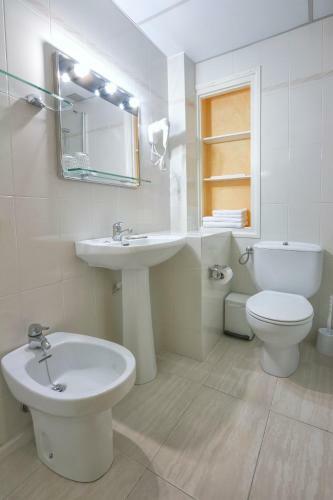 Hotel Farr� D'avall