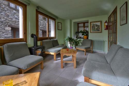 Hotel Farr� D'avall